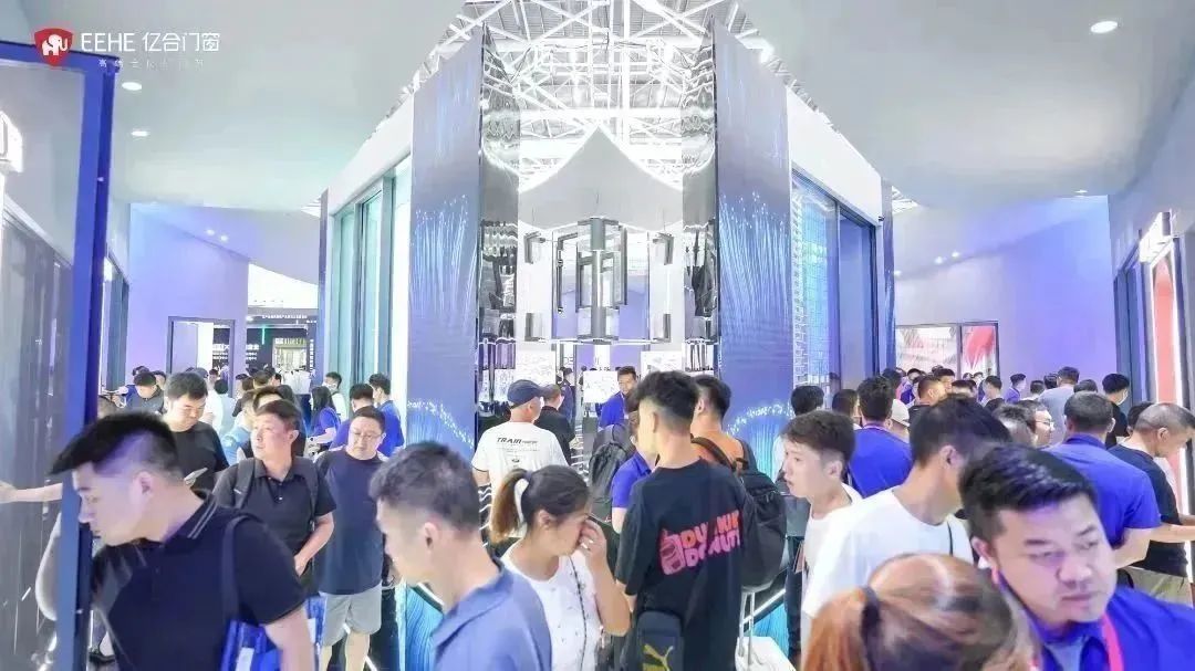 直擊2023廣州建博會現(xiàn)場，億合門窗以實力出圈，全新形象展廳人氣爆棚！