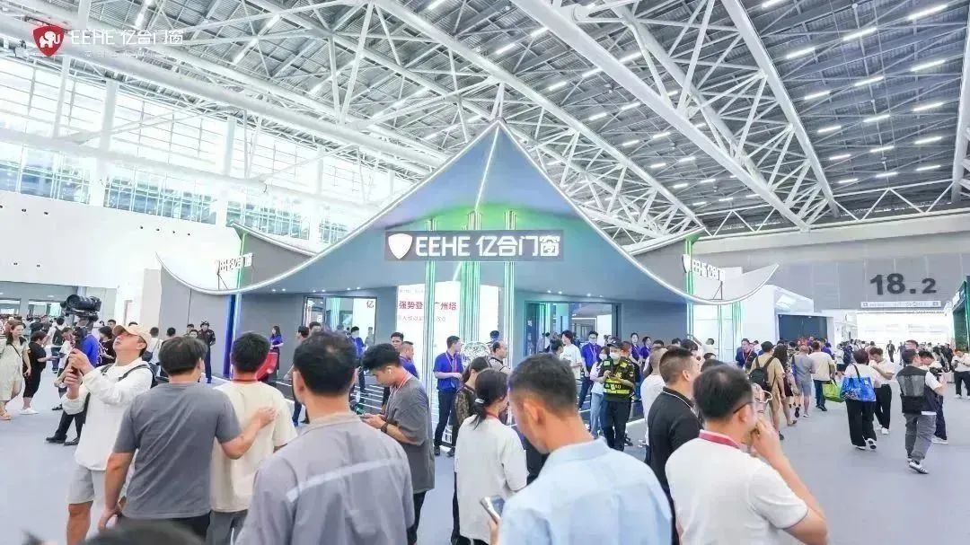 直擊2023廣州建博會現(xiàn)場，億合門窗以實力出圈，全新形象展廳人氣爆棚！